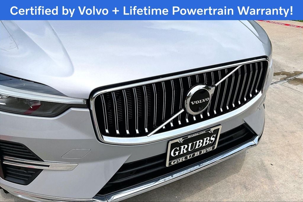 2023 Volvo XC60 B5 Ultimate Bright Theme