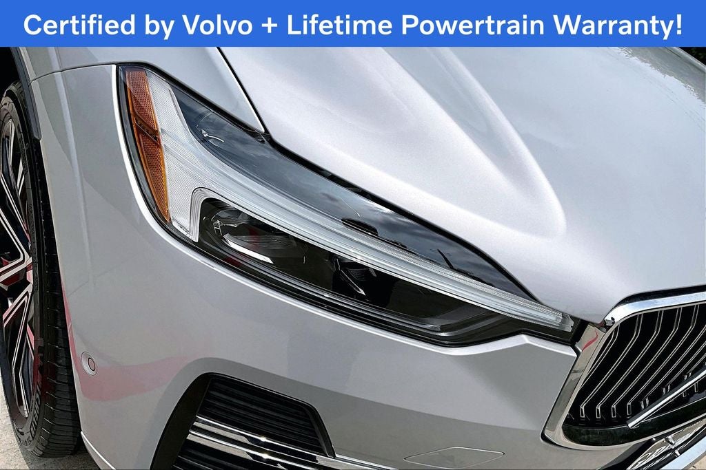 2023 Volvo XC60 B5 Ultimate Bright Theme