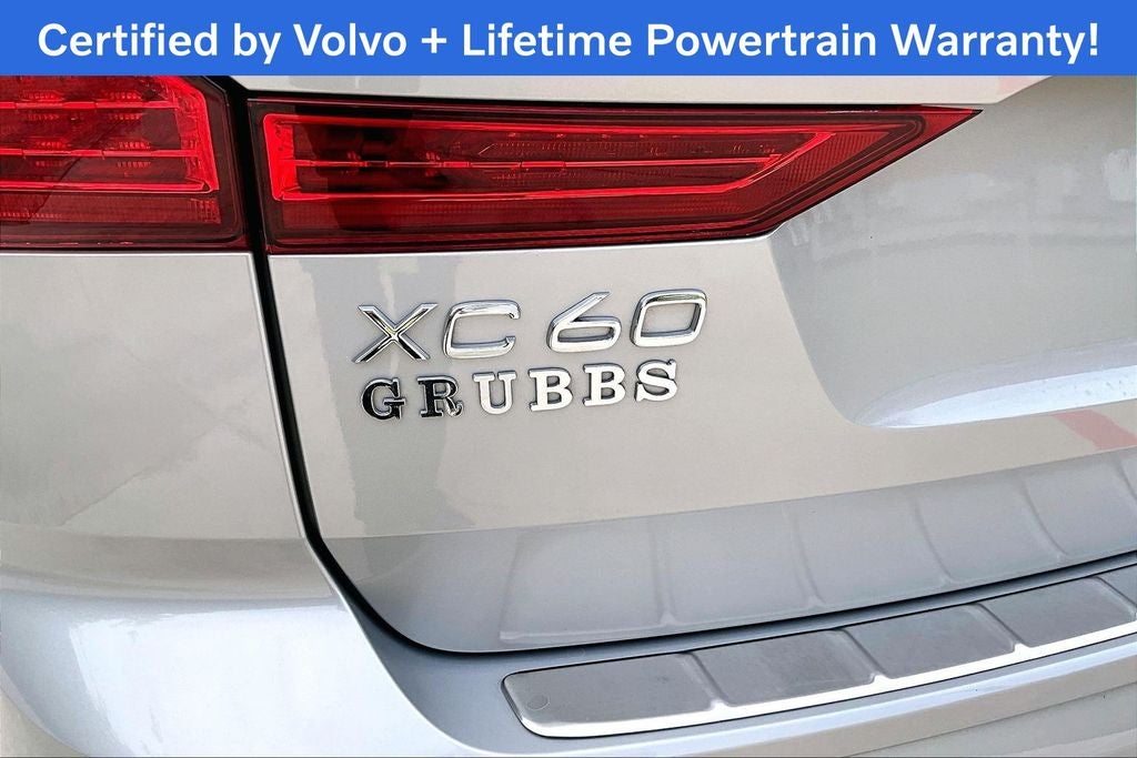 2023 Volvo XC60 B5 Ultimate Bright Theme