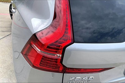 2024 Volvo XC60 B5 Plus Dark Theme