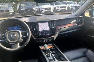 2024 Volvo XC60 B5 Plus Dark Theme