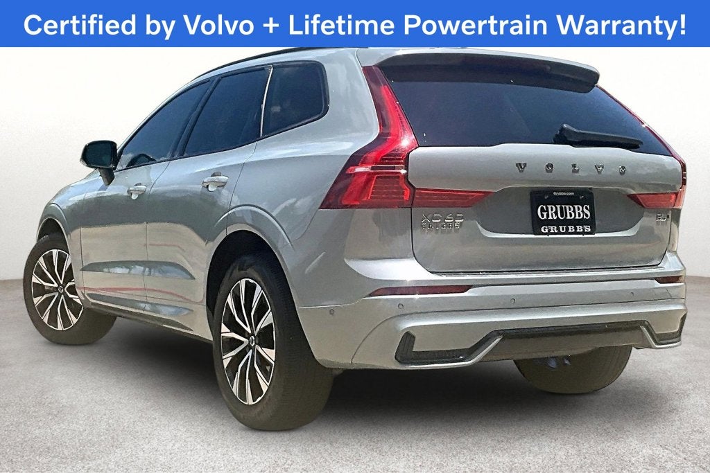 2024 Volvo XC60 B5 Plus Dark Theme