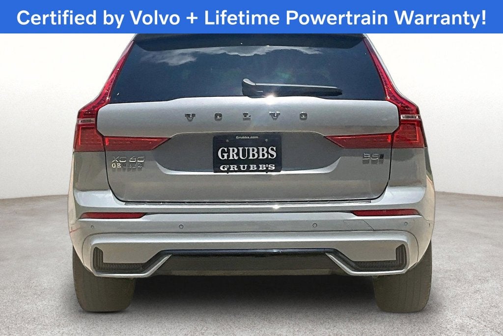 2024 Volvo XC60 B5 Plus Dark Theme