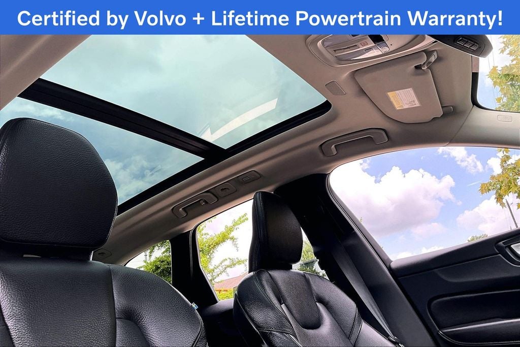 2024 Volvo XC60 B5 Plus Dark Theme
