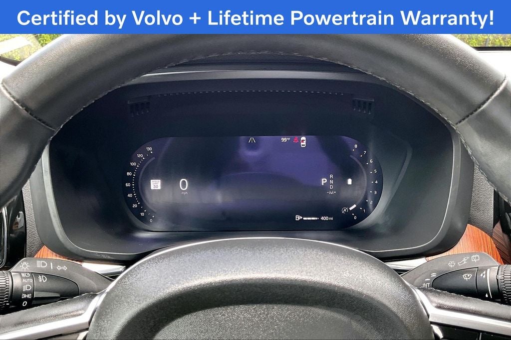 2024 Volvo XC60 B5 Plus Dark Theme