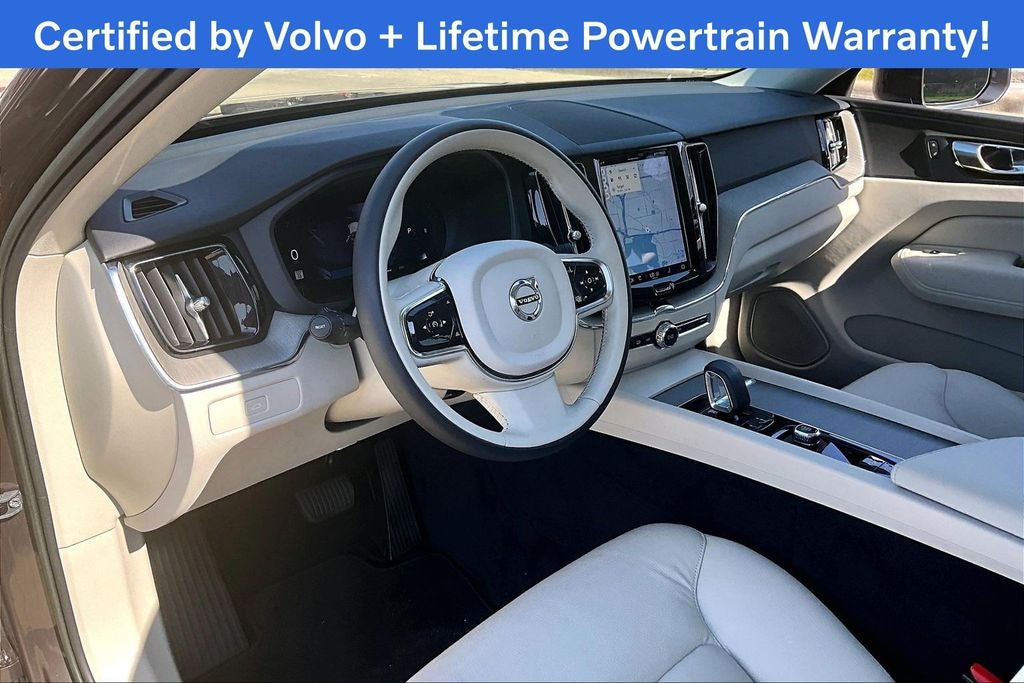 2023 Volvo XC60 B5 Plus Bright Theme