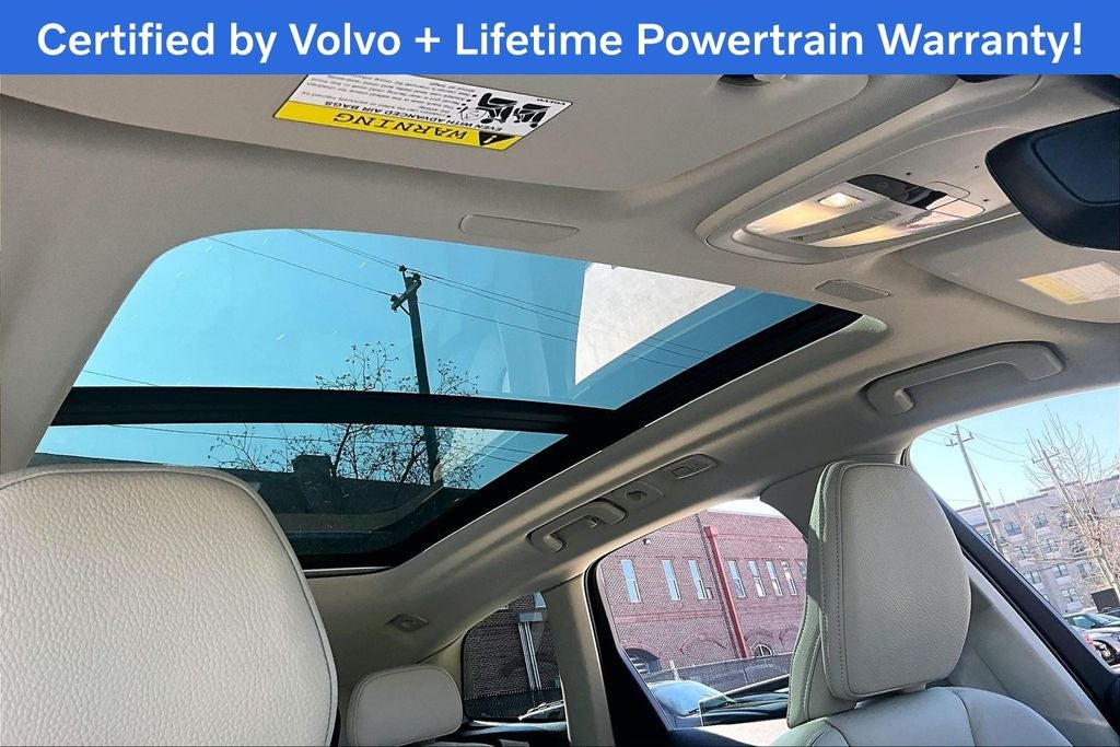 2023 Volvo XC60 B5 Plus Bright Theme