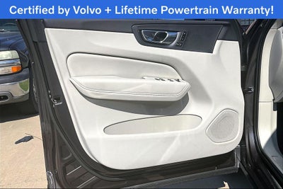 2023 Volvo XC60 B5 Plus Bright Theme