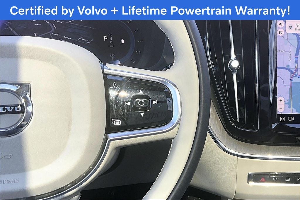 2023 Volvo XC60 B5 Plus Bright Theme