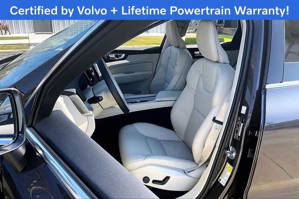 2023 Volvo XC60 B5 Plus Bright Theme