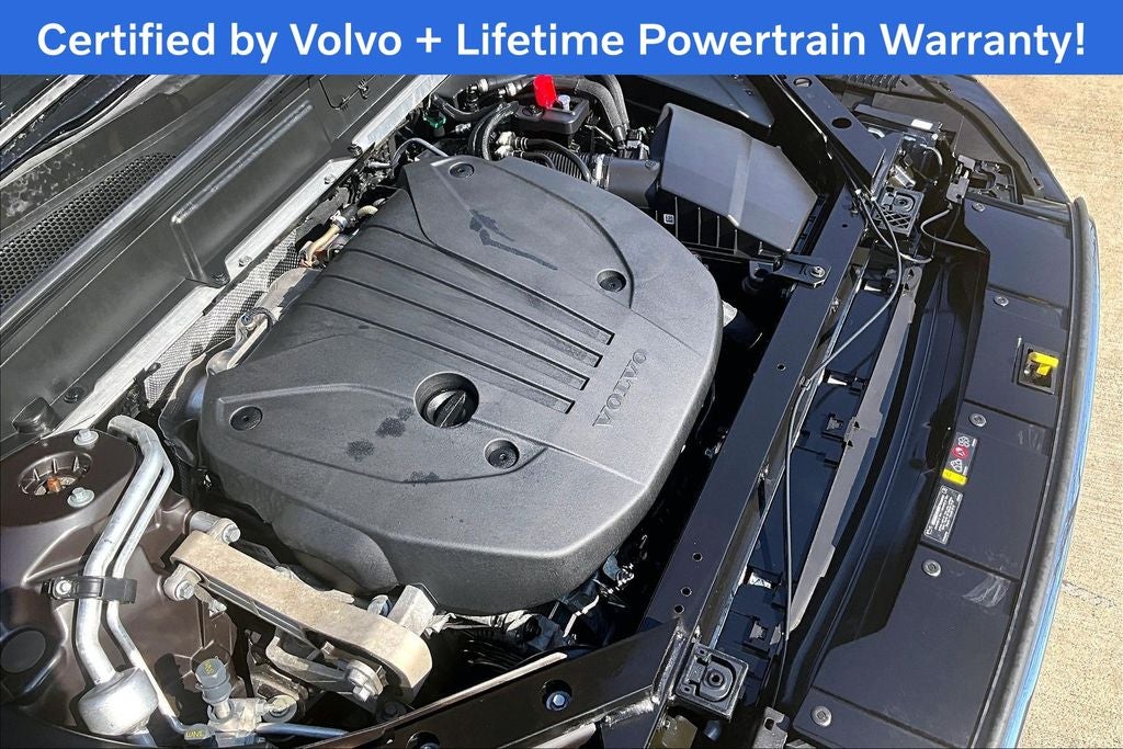 2023 Volvo XC60 B5 Plus Bright Theme