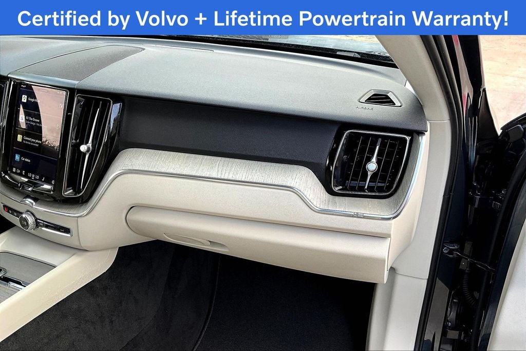 2023 Volvo XC60 B5 Plus Bright Theme