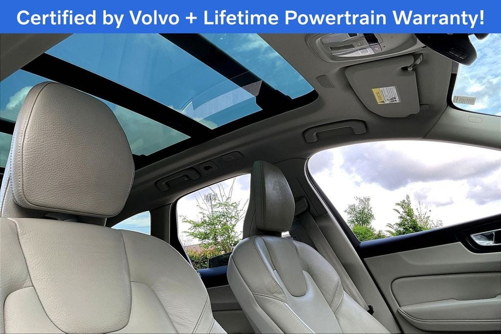 2023 Volvo XC60 B5 Plus Bright Theme