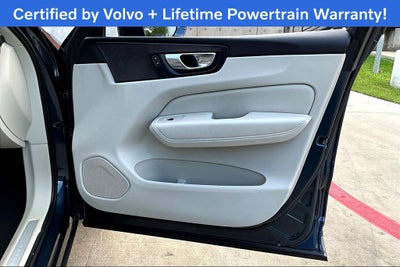 2023 Volvo XC60 B5 Plus Bright Theme