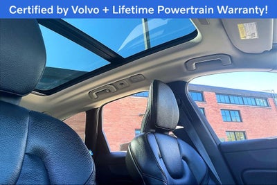 2023 Volvo XC60 B5 Plus Bright Theme