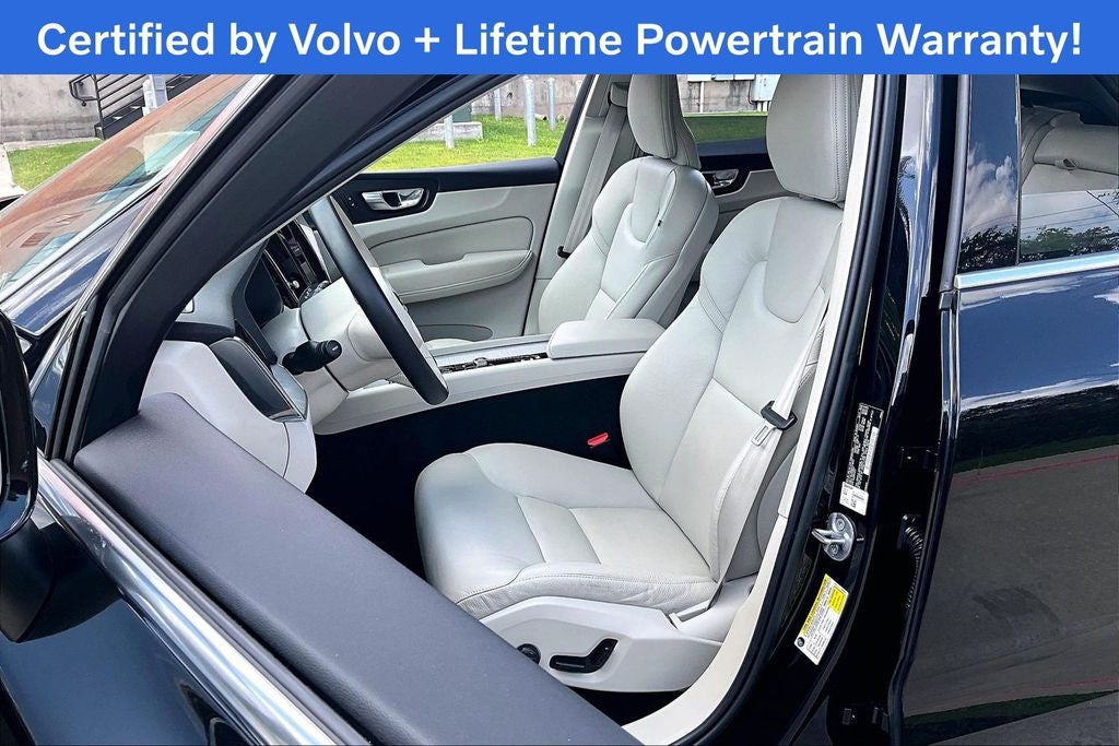 2023 Volvo XC60 B5 Plus Bright Theme