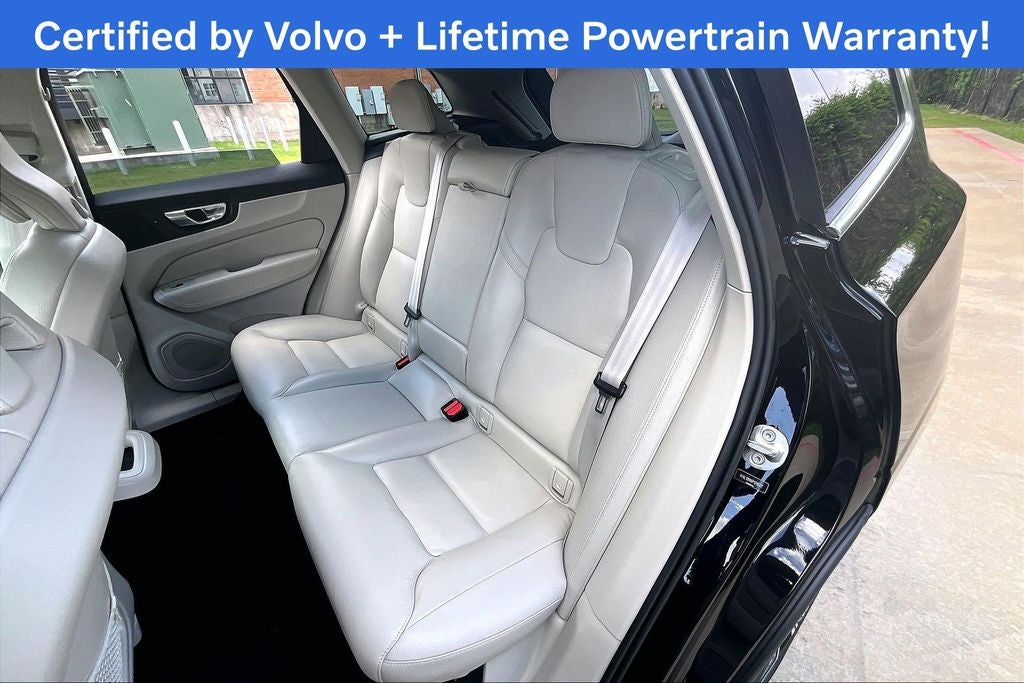 2023 Volvo XC60 B5 Plus Bright Theme