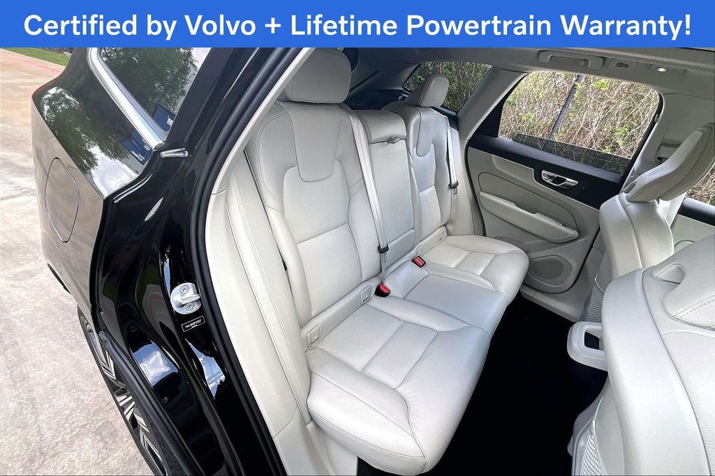 2023 Volvo XC60 B5 Plus Bright Theme