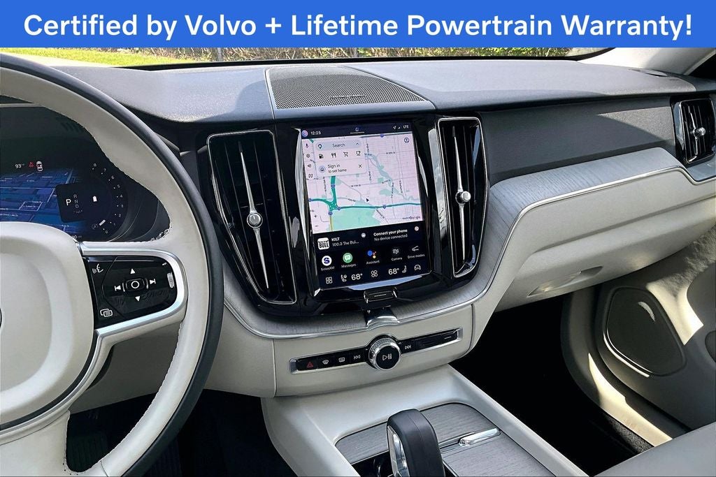 2023 Volvo XC60 B5 Plus Bright Theme