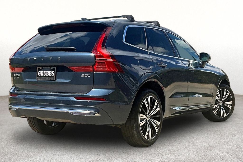 2023 Volvo XC60 B5 Plus Bright Theme