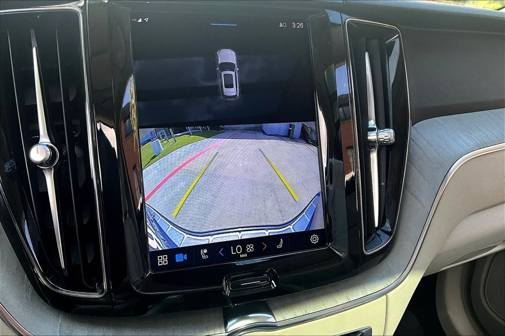 2023 Volvo XC60 B5 Plus Bright Theme