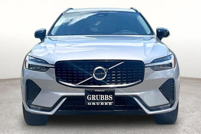 2023 Volvo XC60 B5 Plus Dark Theme