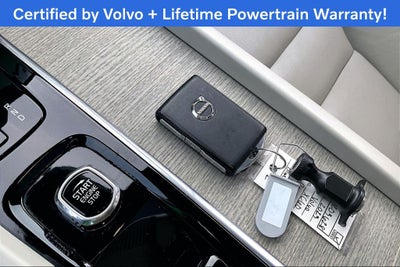 2023 Volvo XC60 B5 Plus Dark Theme