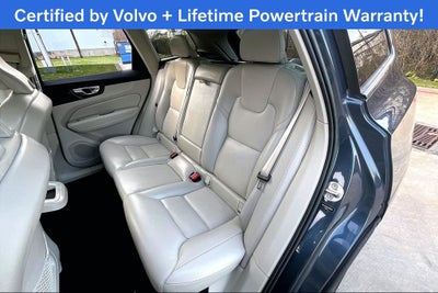 2023 Volvo XC60 B5 Plus Dark Theme