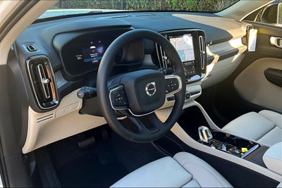 2026 Volvo XC40 B5 Plus