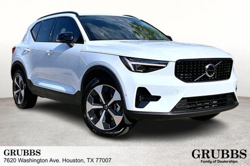 2026 Volvo XC40 B5 Plus