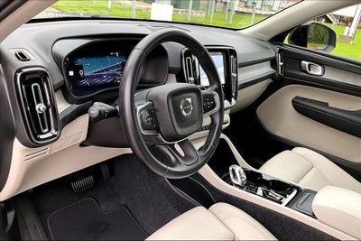 2026 Volvo XC40 B5 Plus