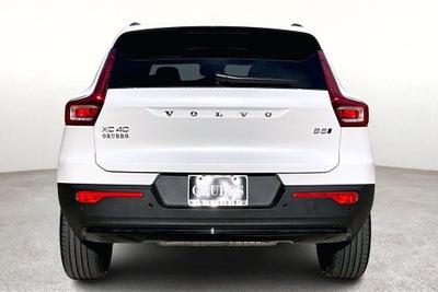 2026 Volvo XC40 B5 Plus