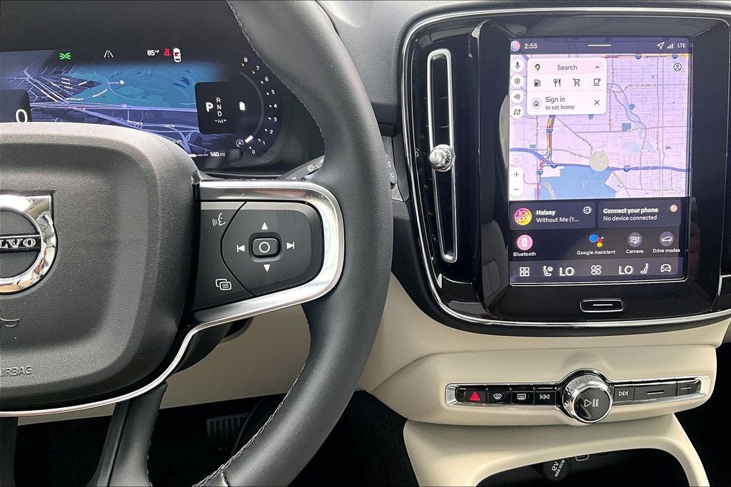 2026 Volvo XC40 B5 Plus