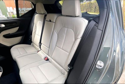 2026 Volvo XC40 B5 Plus