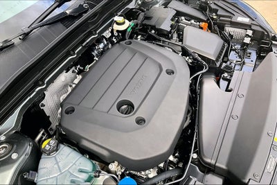 2026 Volvo XC40 B5 Plus