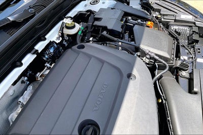 2026 Volvo XC40 B5 Plus
