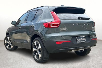 2026 Volvo XC40 B5 Plus