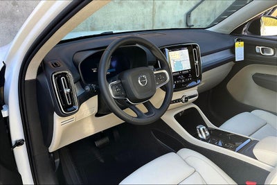 2026 Volvo XC40 B5 Plus