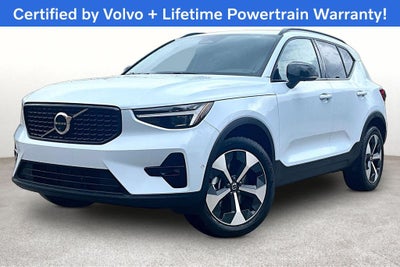 2026 Volvo XC40 B5 Plus