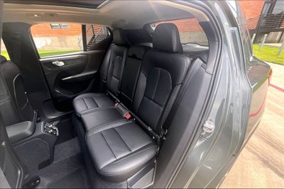 2026 Volvo XC40 B5 Plus