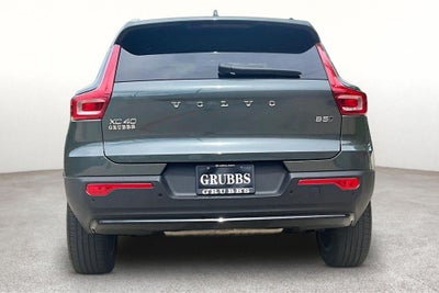 2026 Volvo XC40 B5 Plus