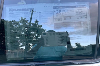 2026 Volvo XC40 B5 Plus