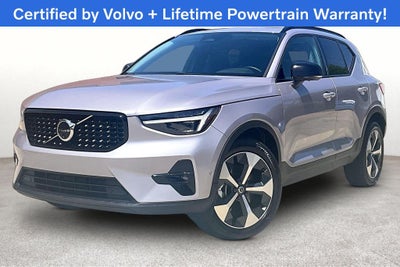 2026 Volvo XC40 B5 Plus