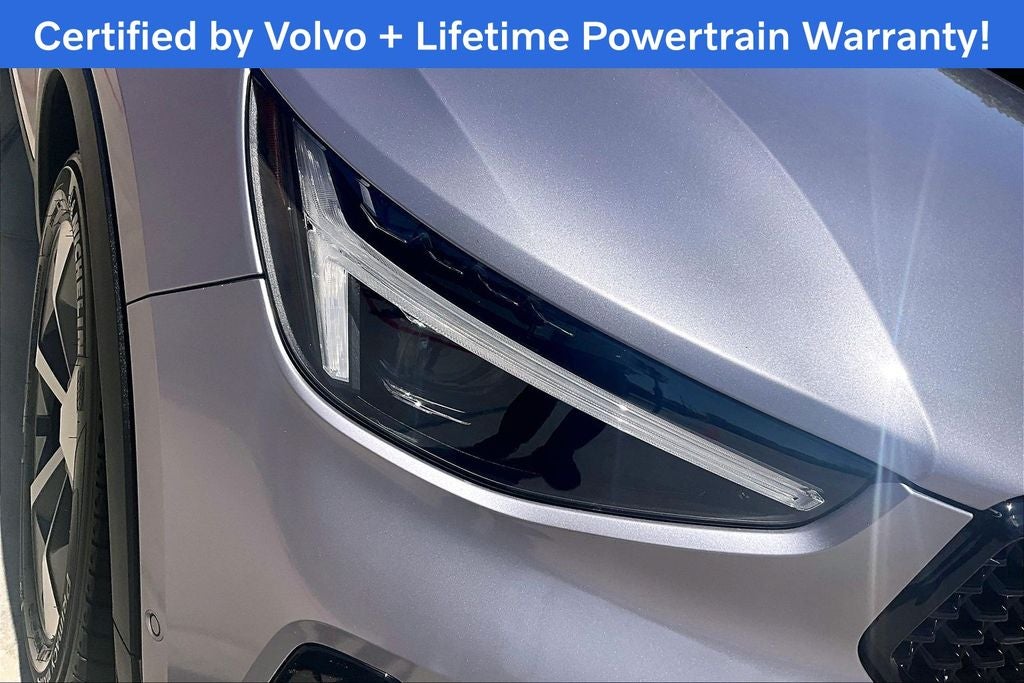 2026 Volvo XC40 B5 Plus