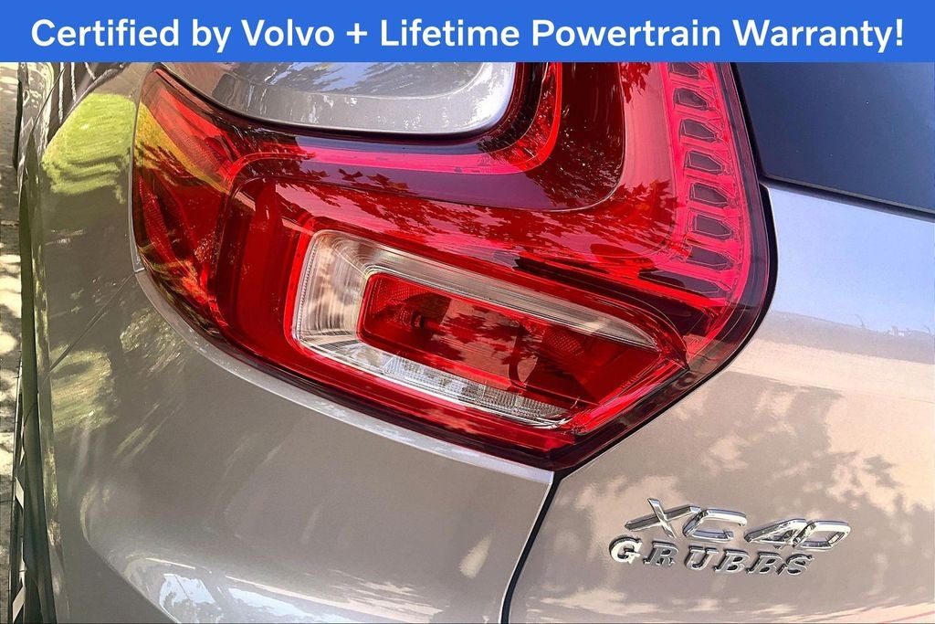 2026 Volvo XC40 B5 Plus