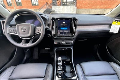 2026 Volvo XC40 B5 Plus