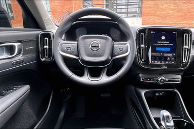 2026 Volvo XC40 B5 Plus