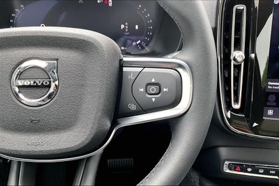 2026 Volvo XC40 B5 Plus