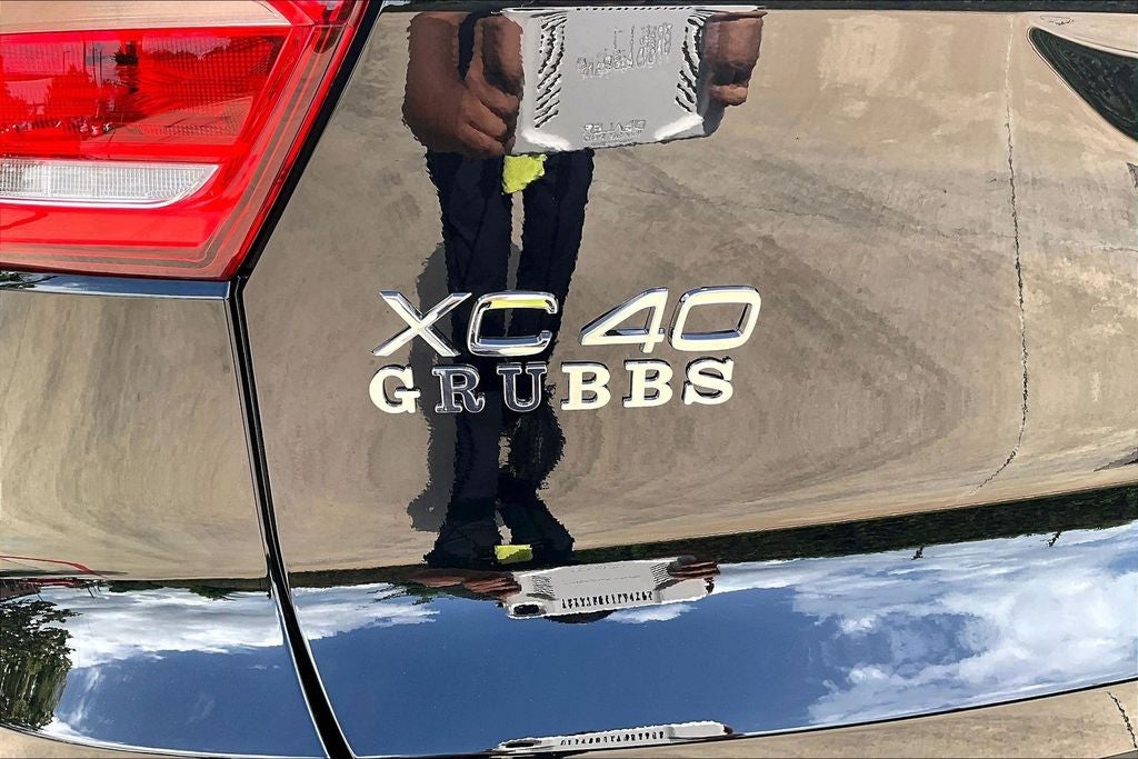 2026 Volvo XC40 B5 Plus