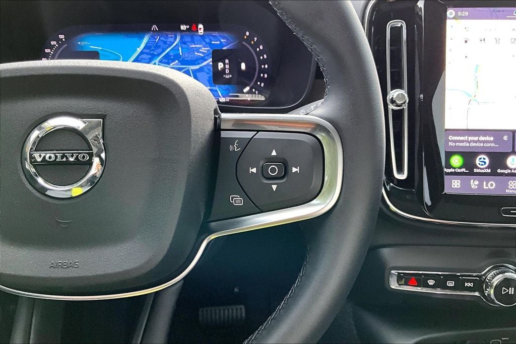 2026 Volvo XC40 B5 Plus